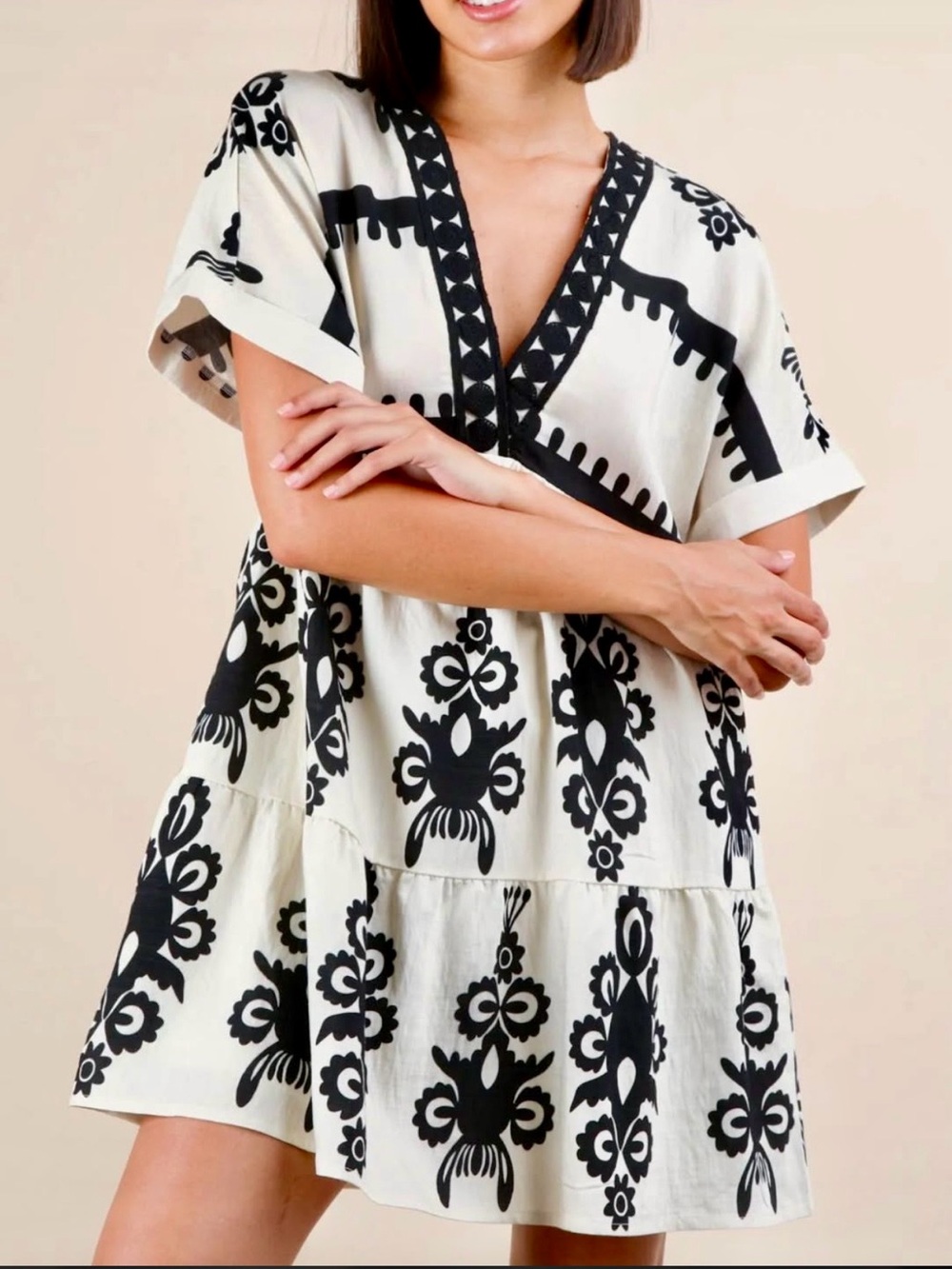 NWT Very J Cream Tunic with Black Embroidered Motifs size M